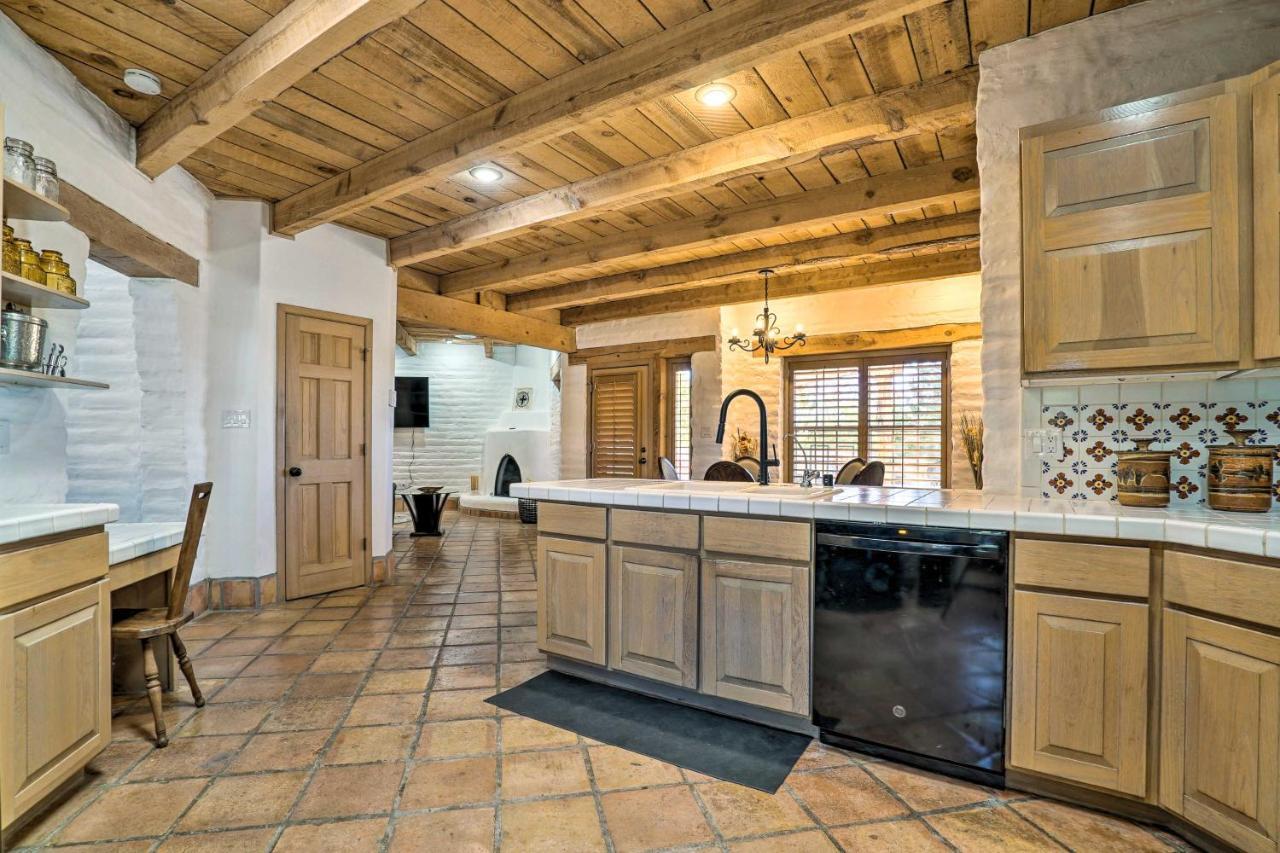 Las Cruces Home La Casa Blanca With Courtyard Zewnętrze zdjęcie