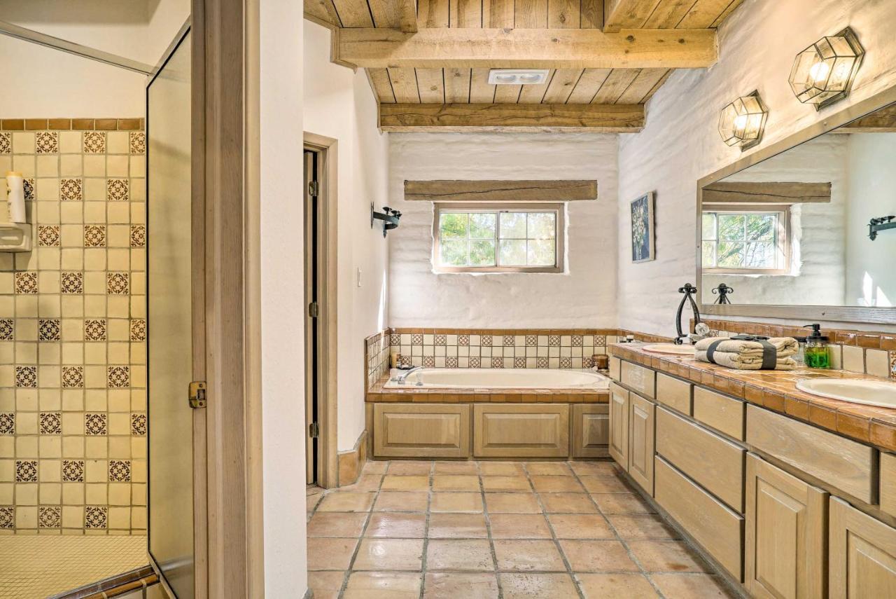 Las Cruces Home La Casa Blanca With Courtyard Zewnętrze zdjęcie